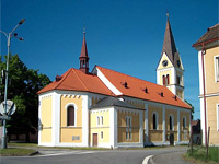 Kostel Neposkvrnnho poet P. Marie - ern v Poumav (kostel)