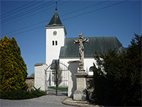 Kostel Nejsvtj Trojice - atany (kostel)