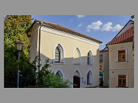 Pedn synagoga - Teb, Zmost (kostel)